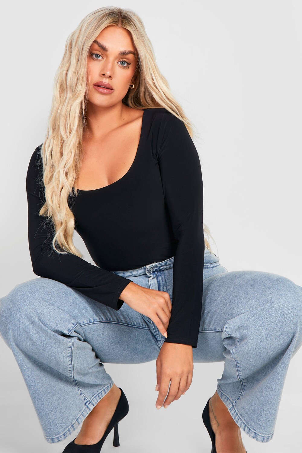 

Двухслойное боди плюс с овчным вырезом Boohoo, черный