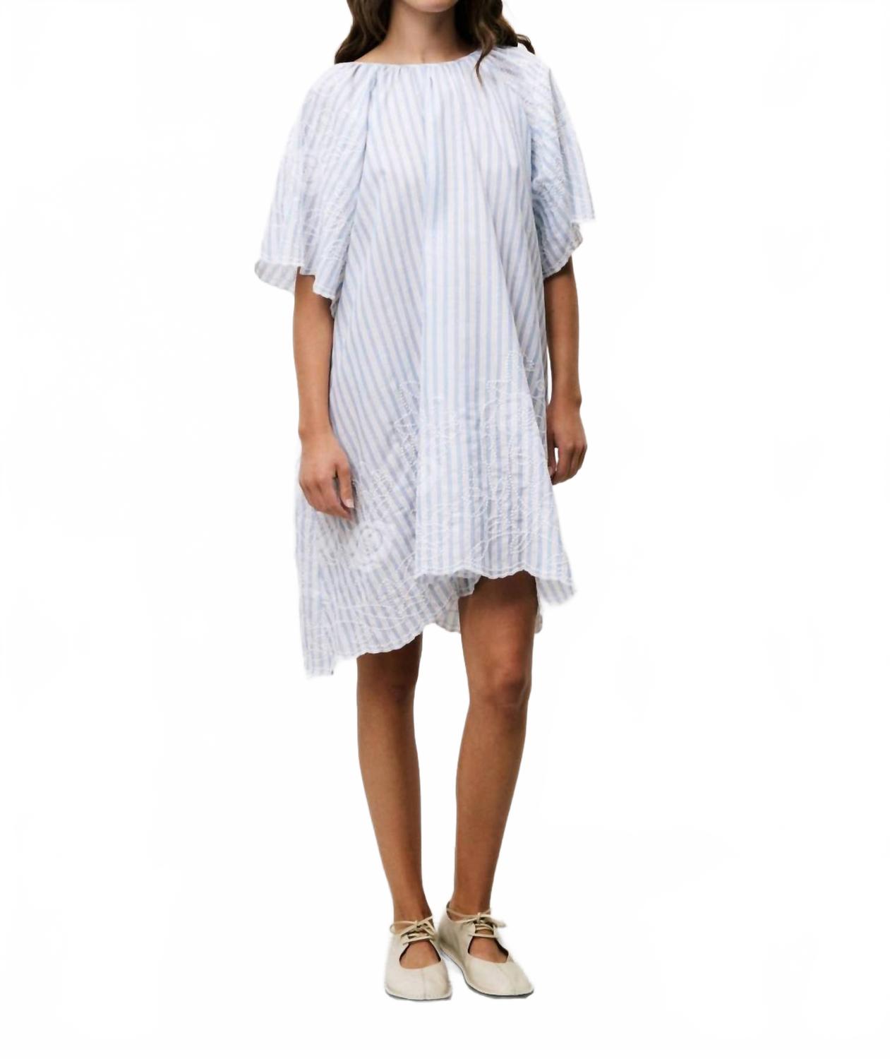 

Светло-голубое платье Celma в полоску FRNCH