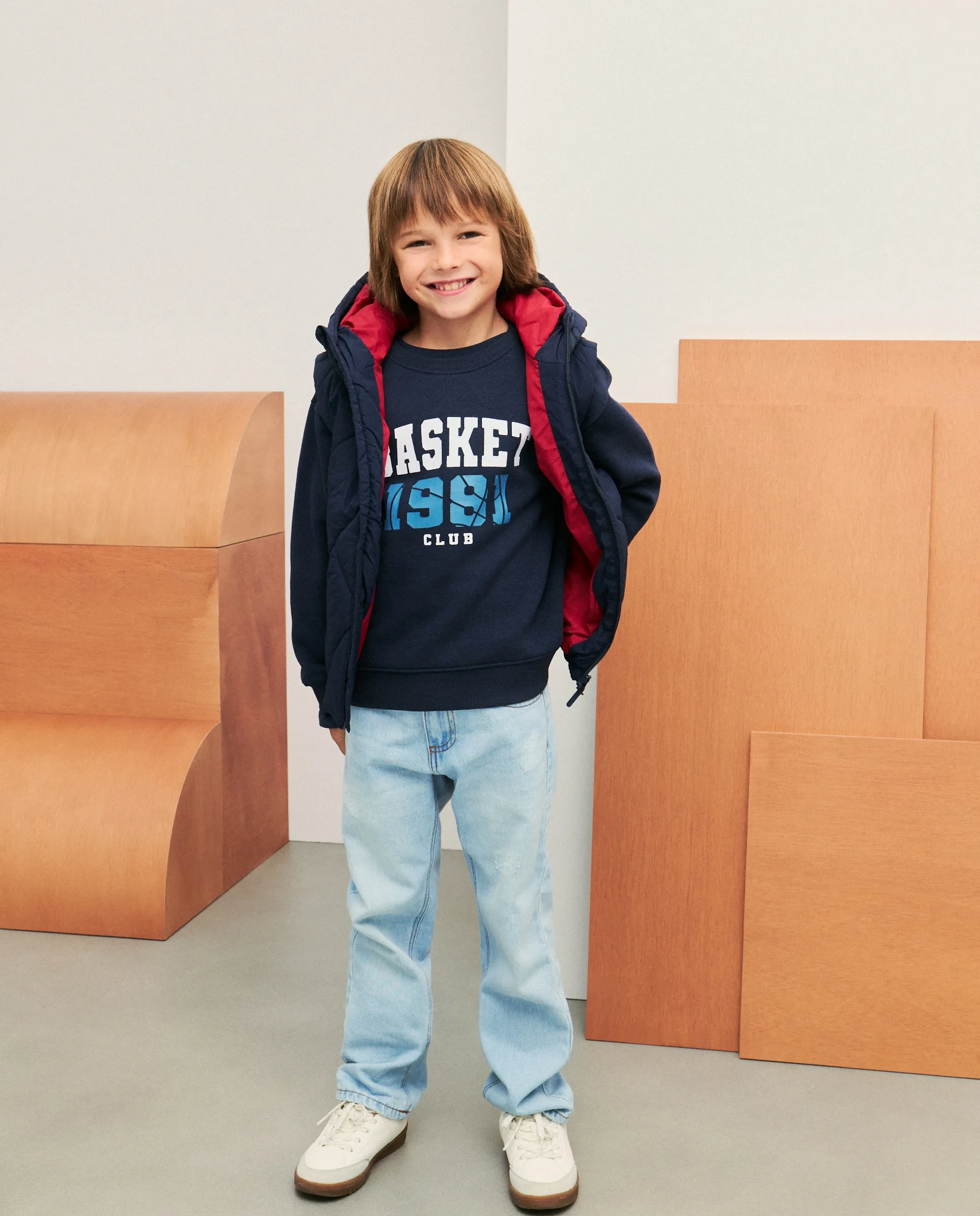 

Детский утепленный жилет с контрастной отделкой Kids El Corte Inglés, темно-синий