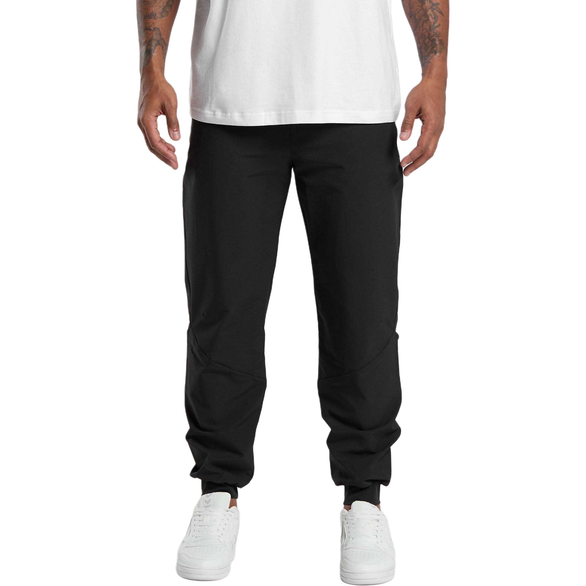

GYMSHARK Повседневные брюки EASE WOVEN JOGGER мужские черные