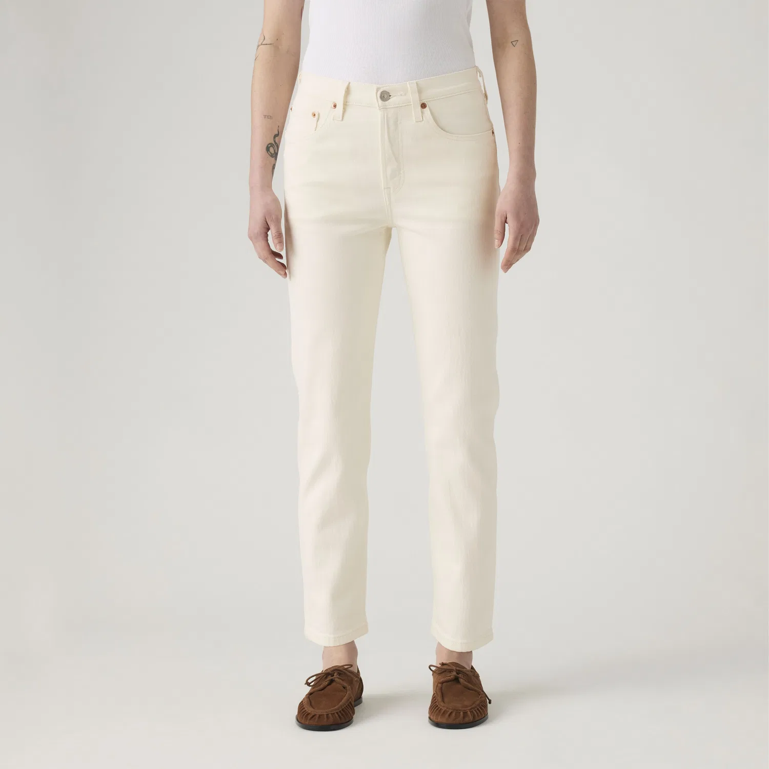 Женские укороченные джинсы 501 Levi's, White — фото 2
