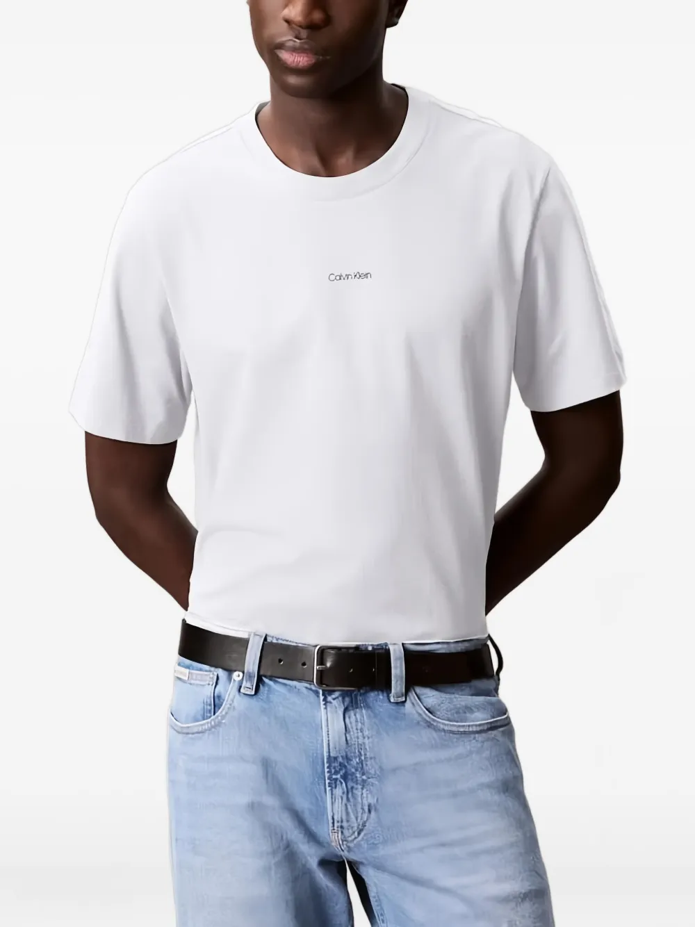 

Футболка с логотипом Calvin Klein