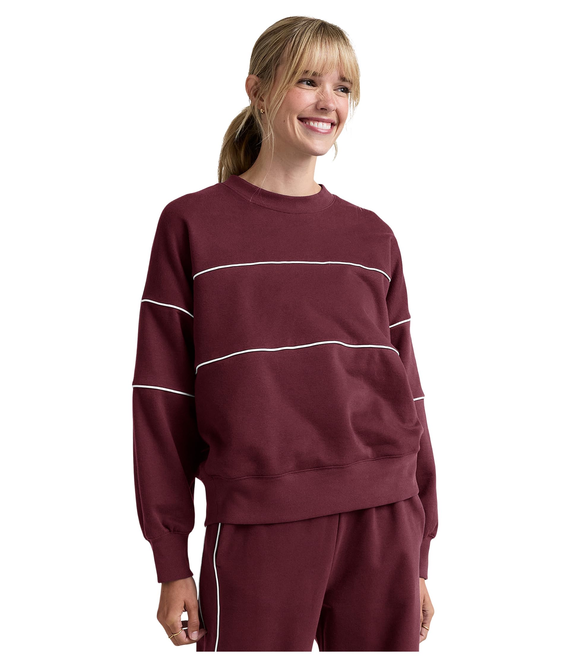 

Толстовка Beyond Yoga Luxefleece Piper Oversized Sweatshirt, цвет Dark Cherry
