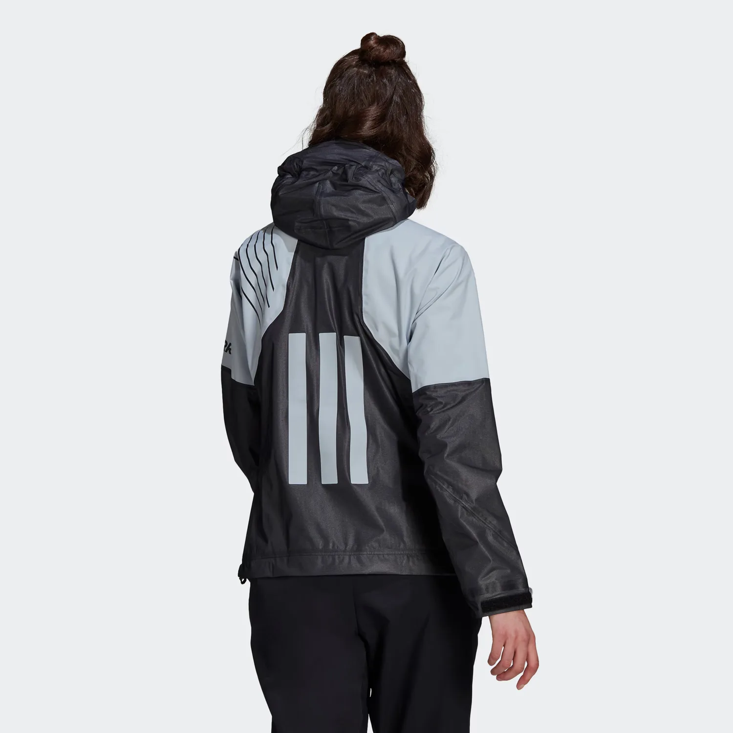 Adidas Ветровка женская водонепроницаемая, ветрозащитная, дышащая и непромокаемая, светло-голубая/черная — фото 4