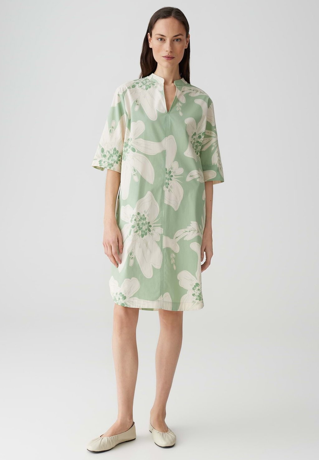 

Повседневное платье REGULAR MIDI FIT PRINT OPUS, зеленый