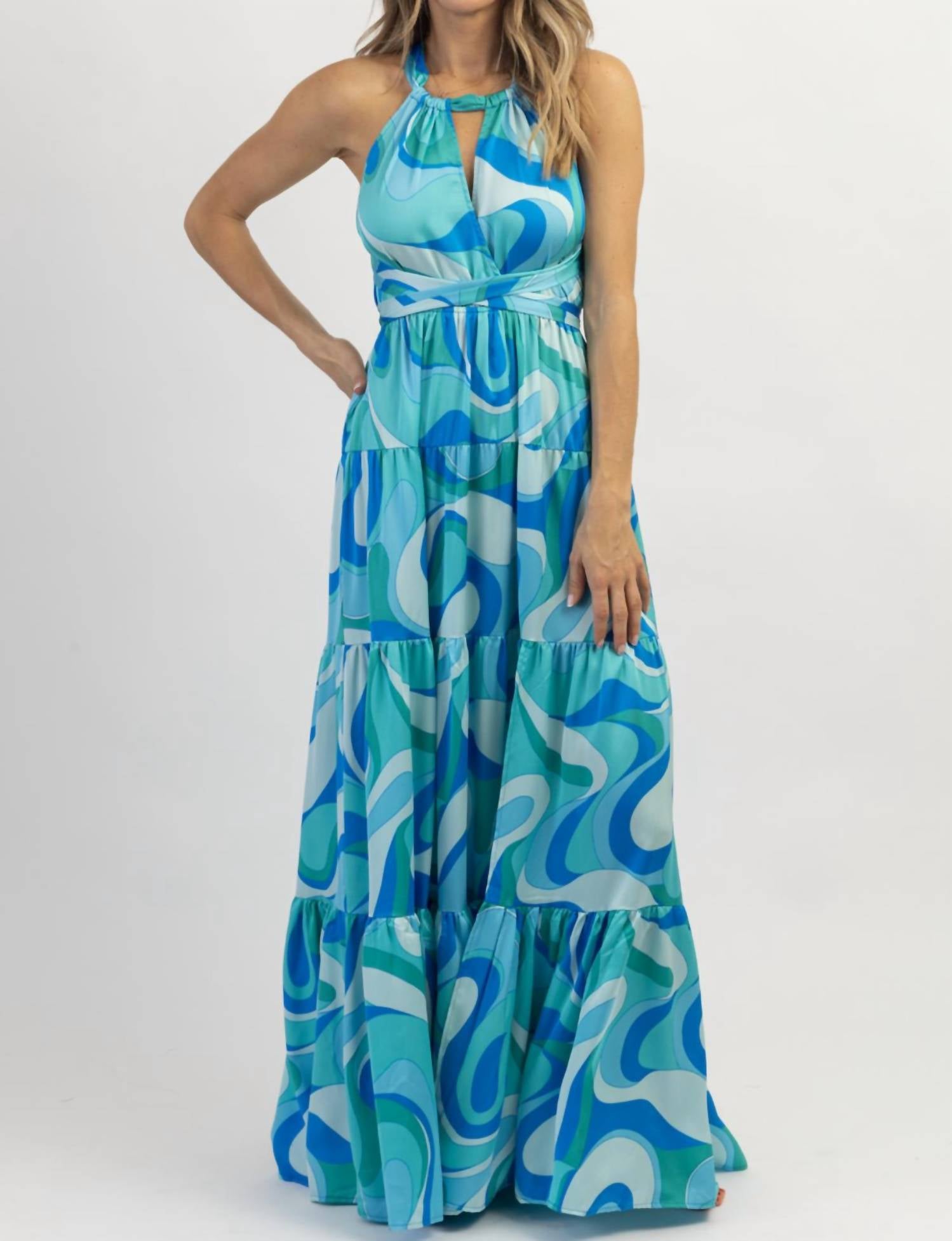 

Платье макси Paradiso Halter в цвете Multiblue Aakaa