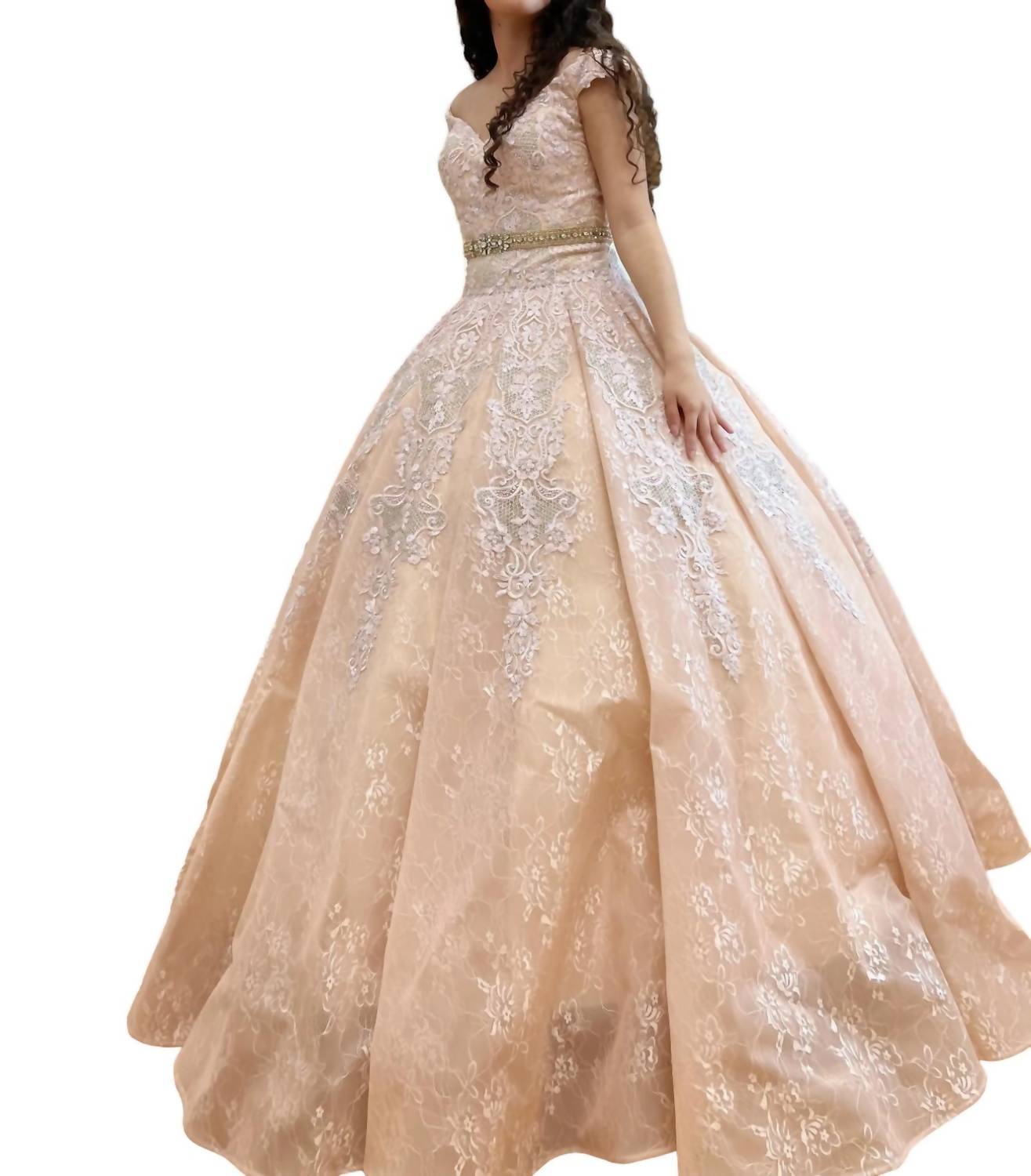 

Розовое платье Quinceañera с V-образным вырезом Princesa by Ariana Vara