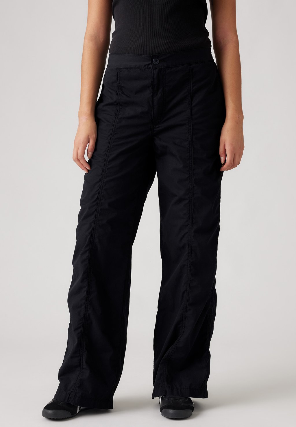 

Брюки BAGGY PARACHUTE Levi's, черный