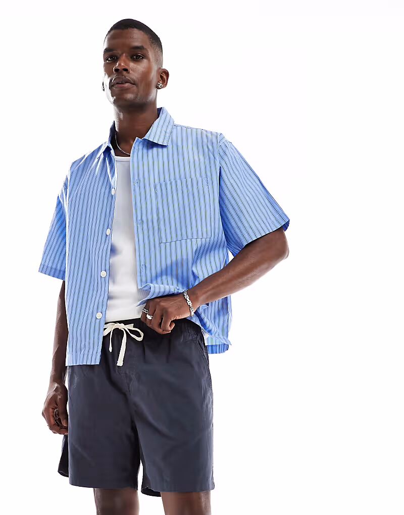 

Короткие шорты из фактурной ткани темно-синего цвета Cotton On