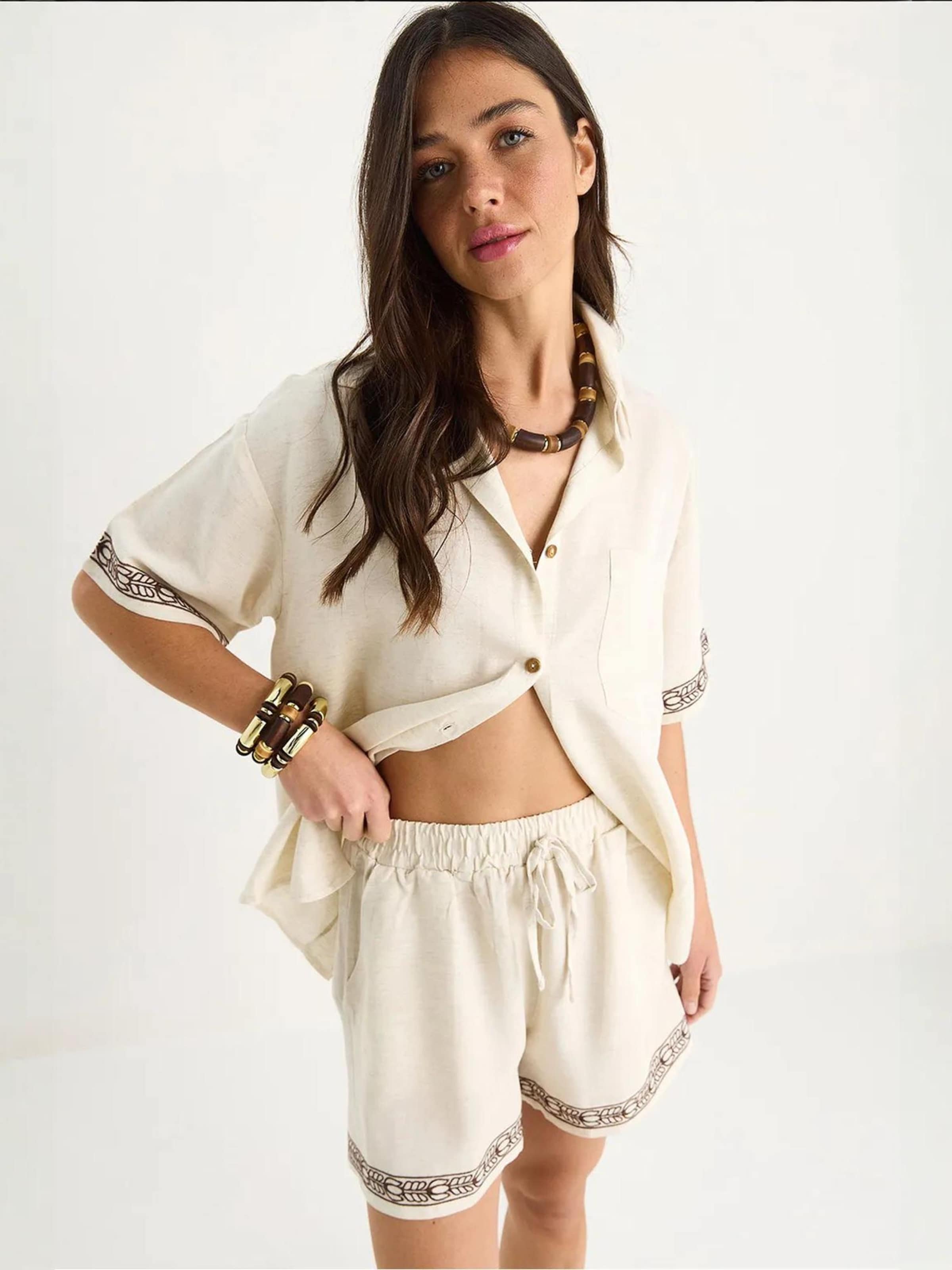 

Bianco Lucci Домашняя одежда в бежевом цвете