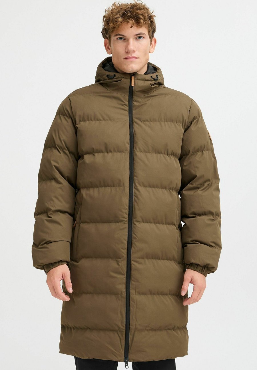 

Пальто North Bend NBELIOT M W-PRO 3.000 MIT WASSERDICHTER BESCHICHTUNG, Tarmac/Evergreen