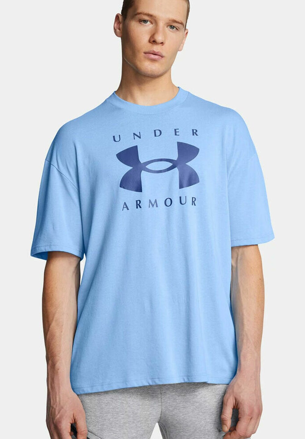 

Футболка с принтом Under Armour, синий