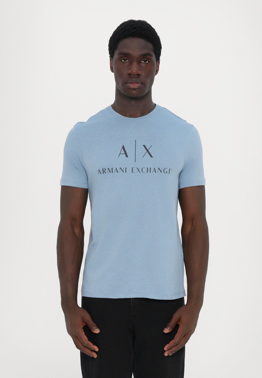 

Футболка с принтом Armani Exchange, синий