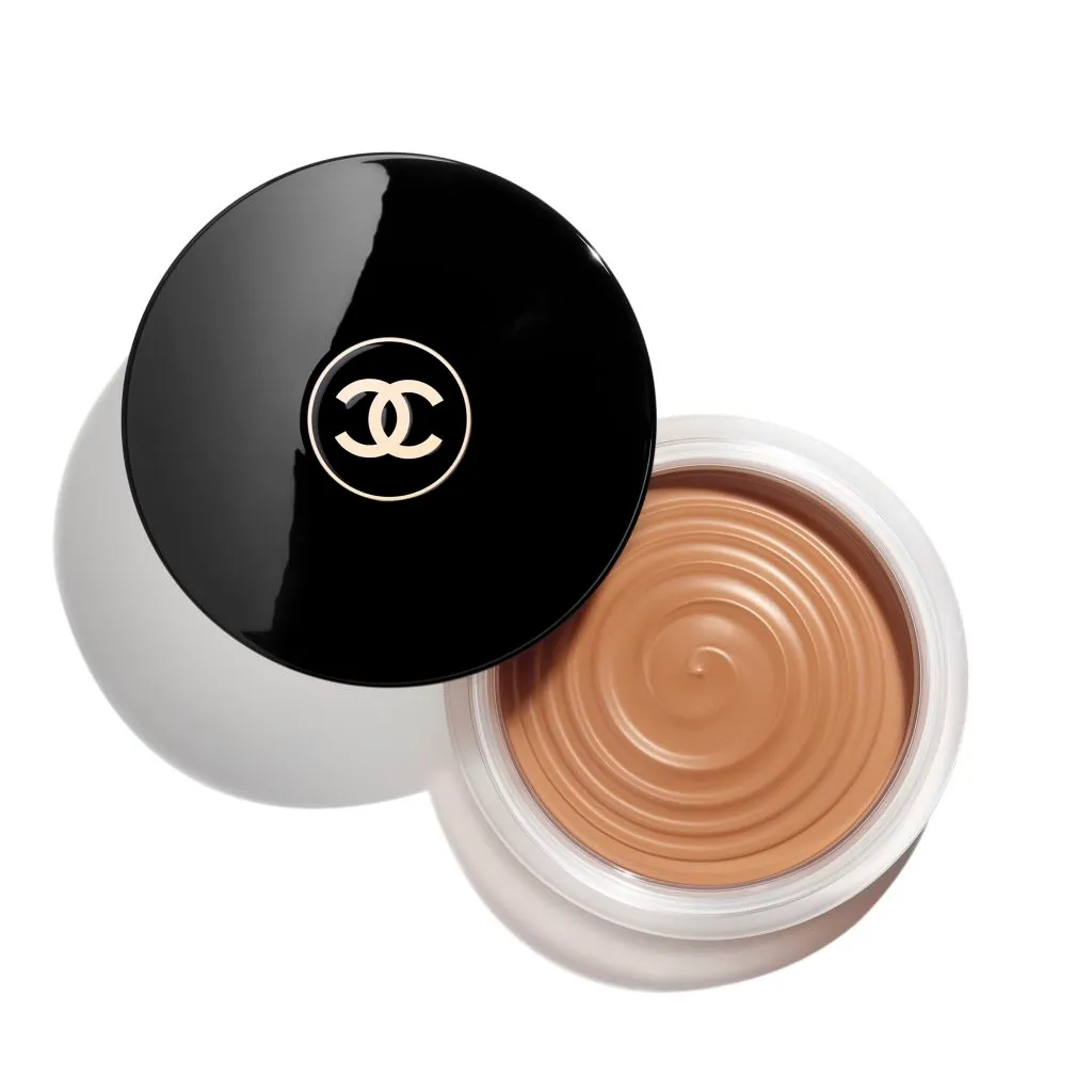 

Гель-крем для загара LES BEIGES CREMA BRONCEADORA Chanel, цвет soleil tan bronze universel