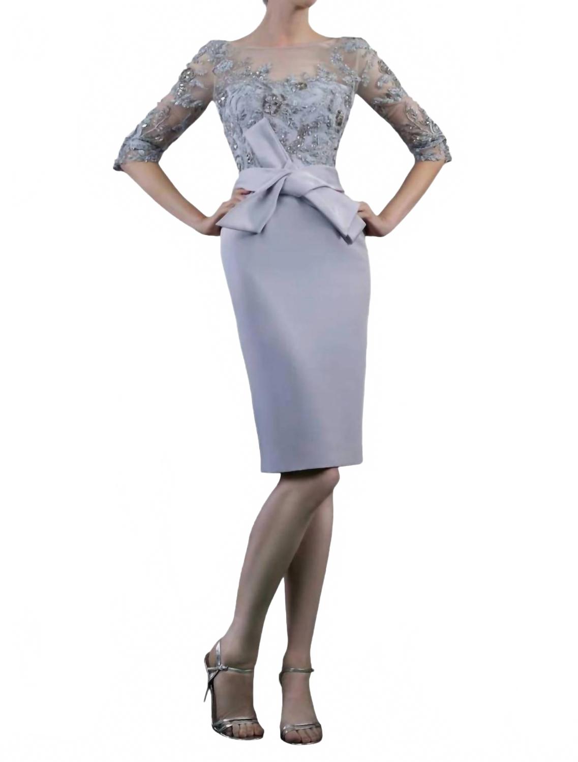 

Завораживающее платье с иллюзией выреза и бантом в голубом цвете Janique