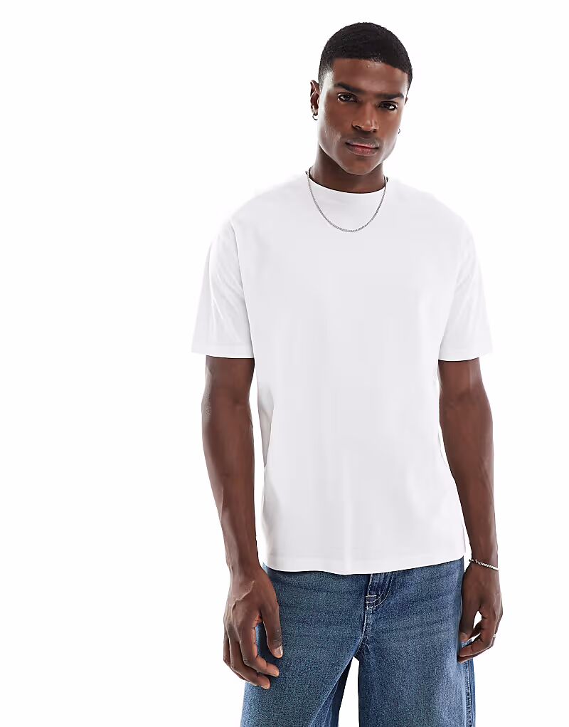 

Свободная футболка с круглым вырезом Essentials белого цвета Asos Design