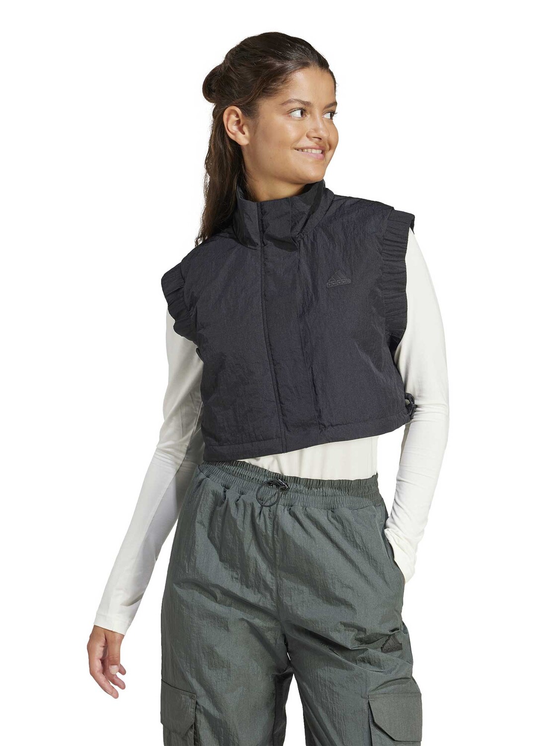 

Утепленный жилет Adidas Sportswear City Escape Crop Vest, черный