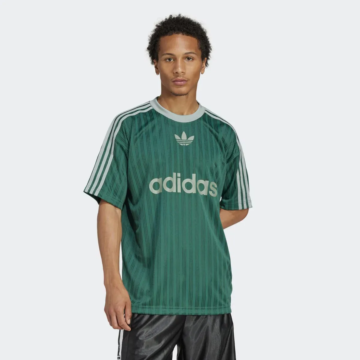 

Мужская футболка Adidas Adicolor, зеленый