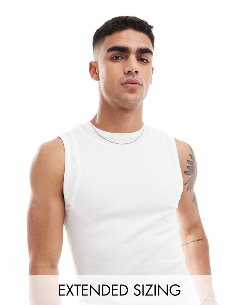

Белый облегающий жилет со вставками ASOS DESIGN