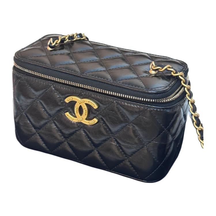 

CHANEL Кожаная вощёная сумка-бокс через плечо на пояс женская чёрная