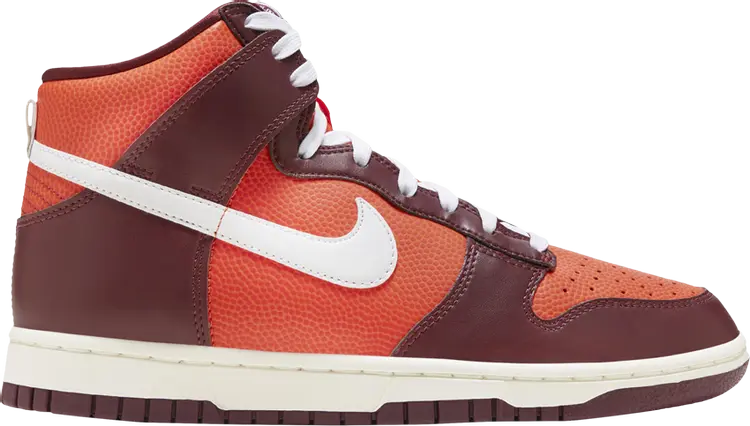 

Кроссовки Wmns Dunk High 'Be True To Her School', красный