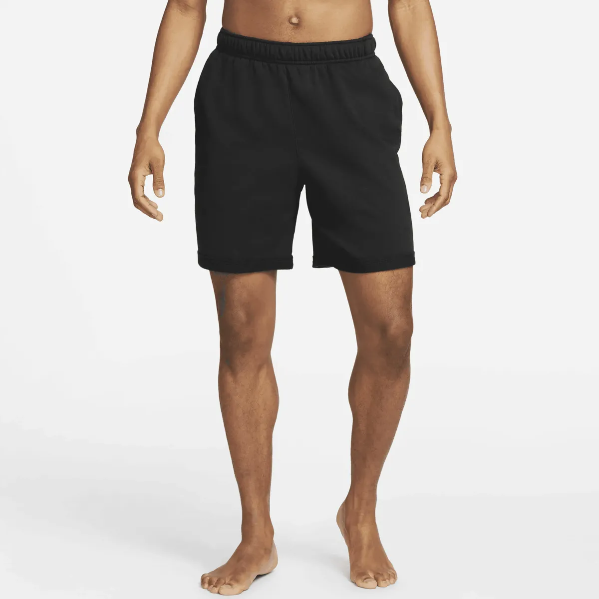 

Шорты для йоги Nike "Мужские шорты Yoga Therma-FIT", черный