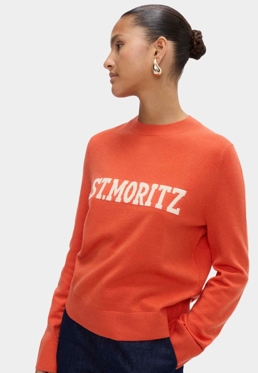 

Джемпер Marks & Spencer AIR-SLOGAN CREW NECK, Bright Orange/Mottled Orange