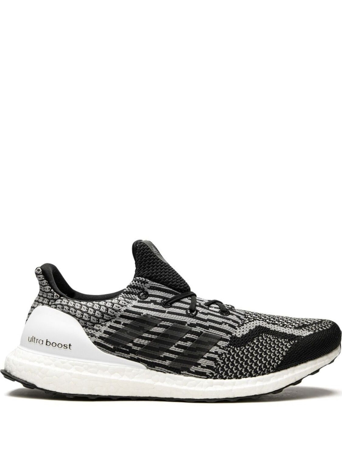 

Кроссовки Ultraboost 5 Uncaged DNA Adidas, черный