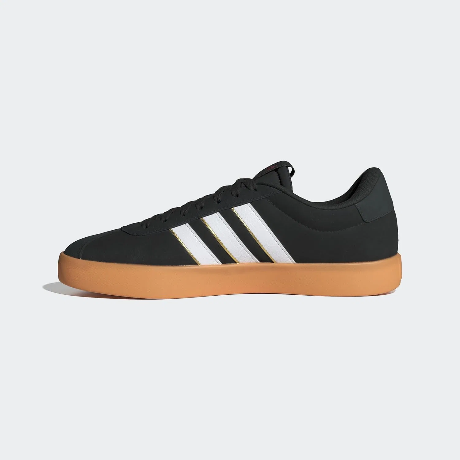Кроссовки мужские adidas, цвет Black/White/Team Victory Red — фото 3