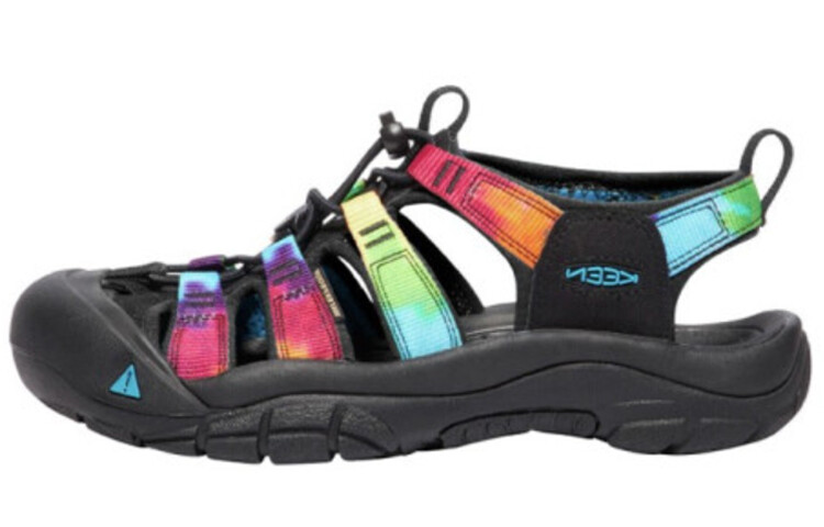 

Кроссовки Newport Retro River Trekking женские черные Keen