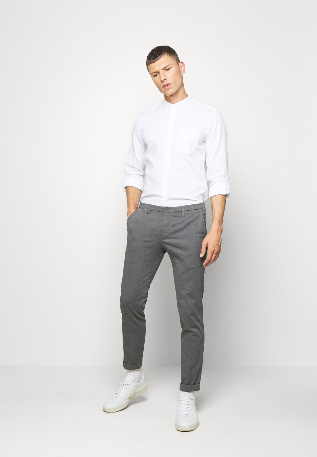 

Тканевые брюки CIBRODY TROUSER Cinque, серый