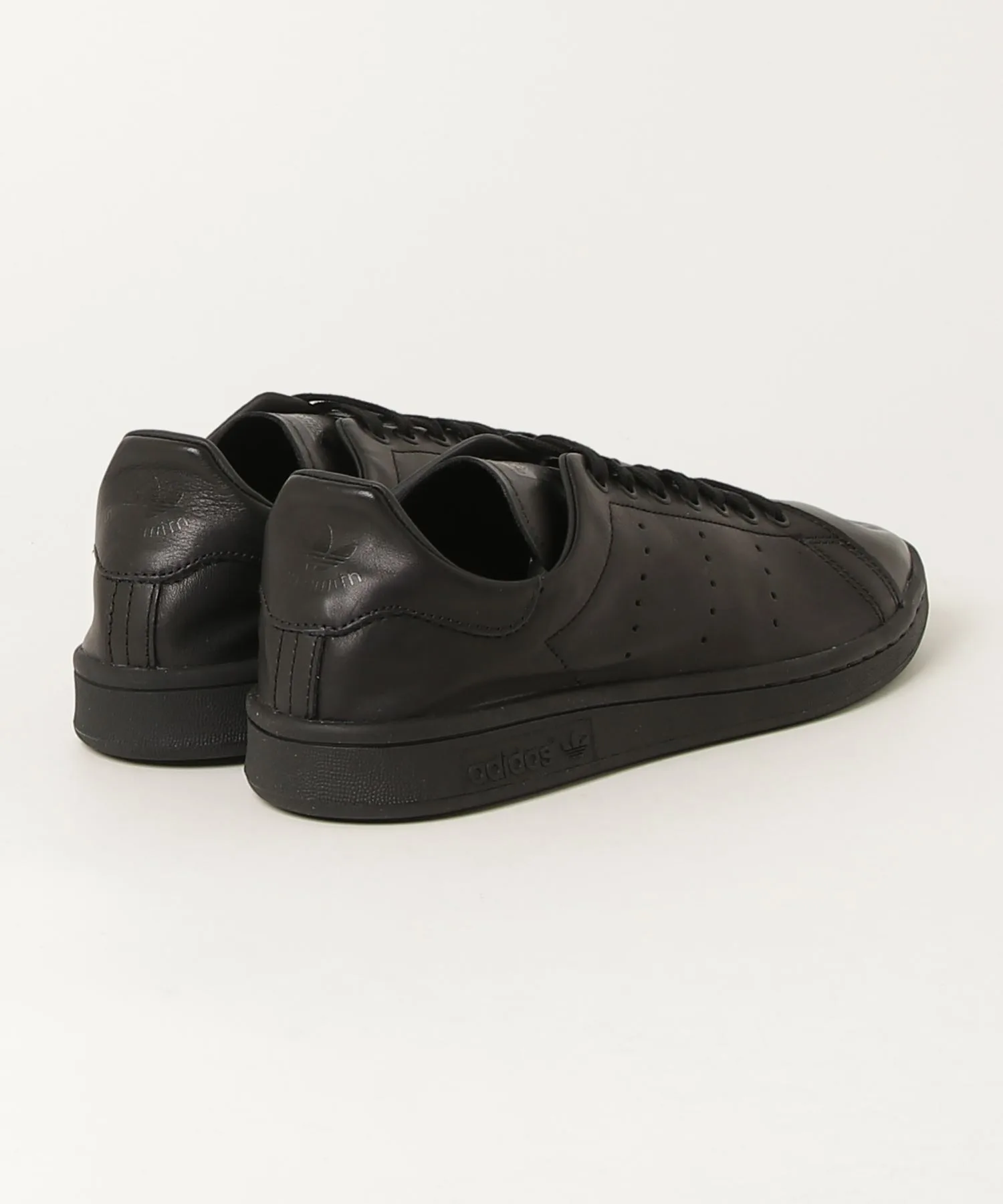 Мужские кроссовки из натуральной кожи STAN SMITH DECON adidas Originals черные — фото 2