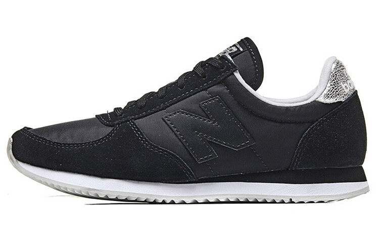 

Кроссовки женские NB 220 с низким верхом, черные New Balance