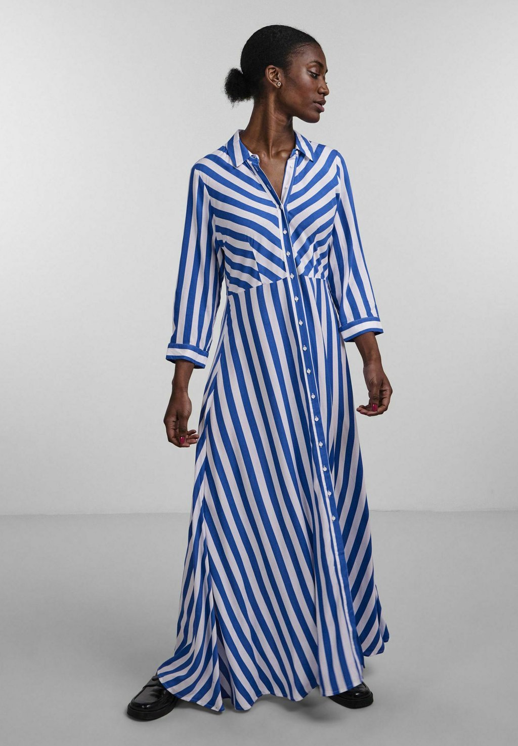 

Платье-рубашка SAVANNA LONG SHIRT DRESS YAS, синий