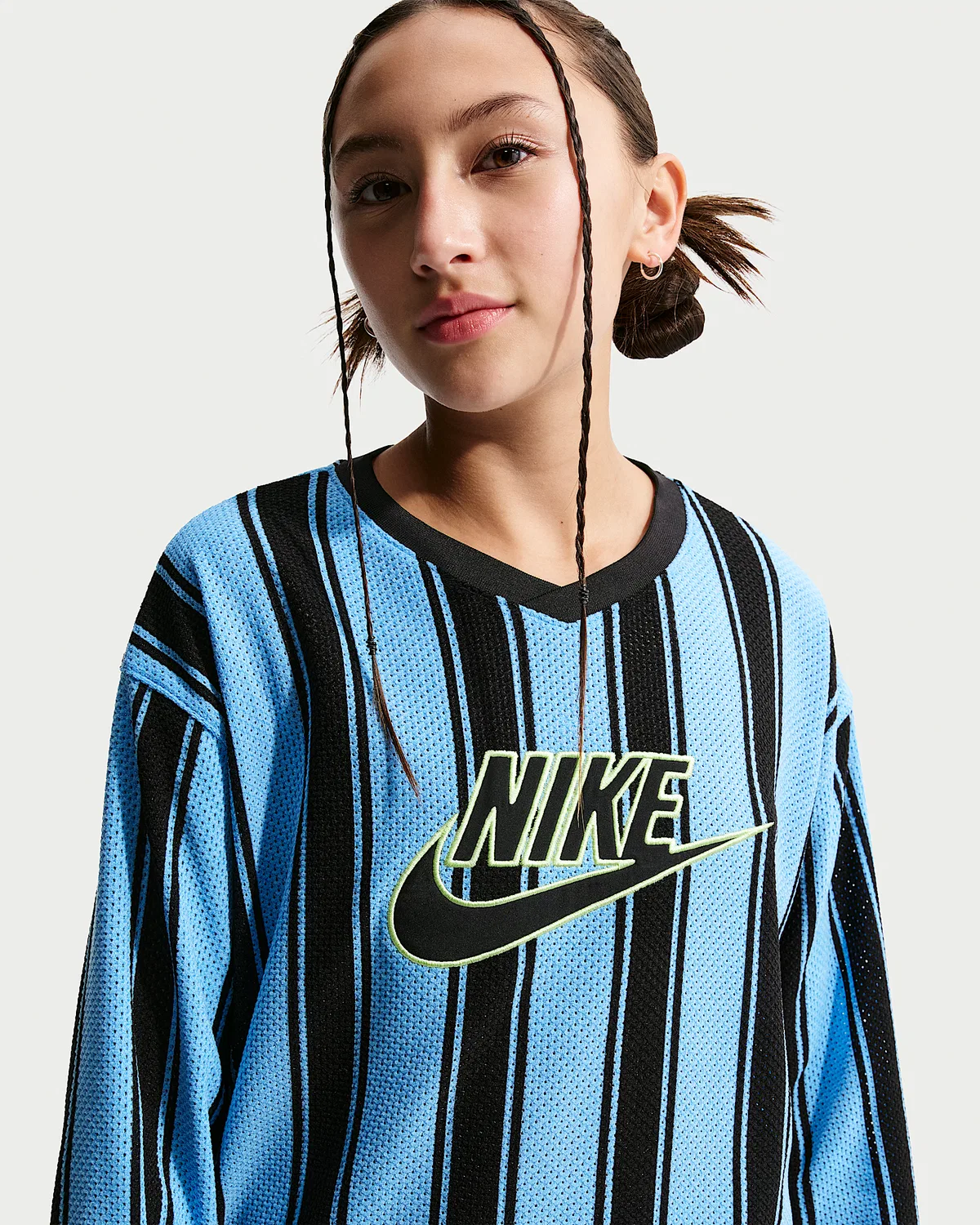 Детская длинная футболка из сетки Nike Sportswear Collection, University Blue/Black/Black — фото 2