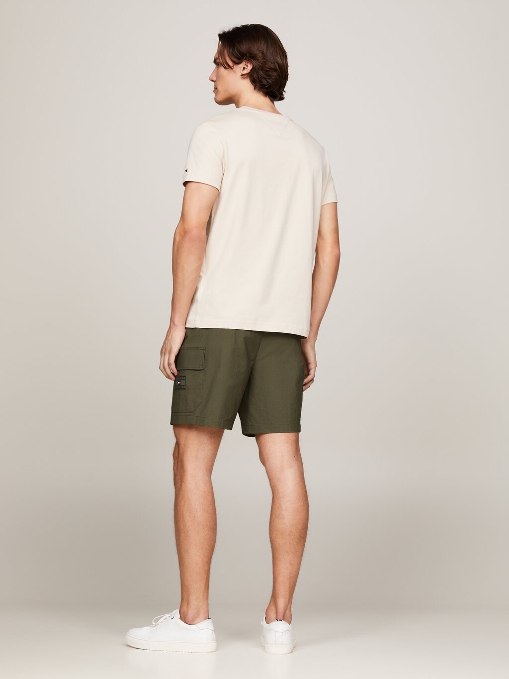 

Футболка с принтом LOGO TEE Tommy Hilfiger, бежевый
