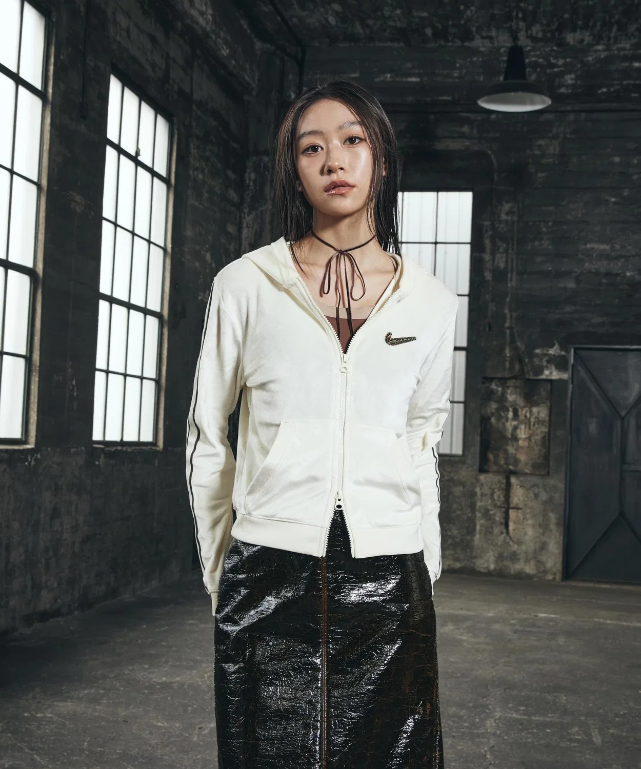Толстовка Nike Sportswear Women's Full-Zip Hooded Top, белый