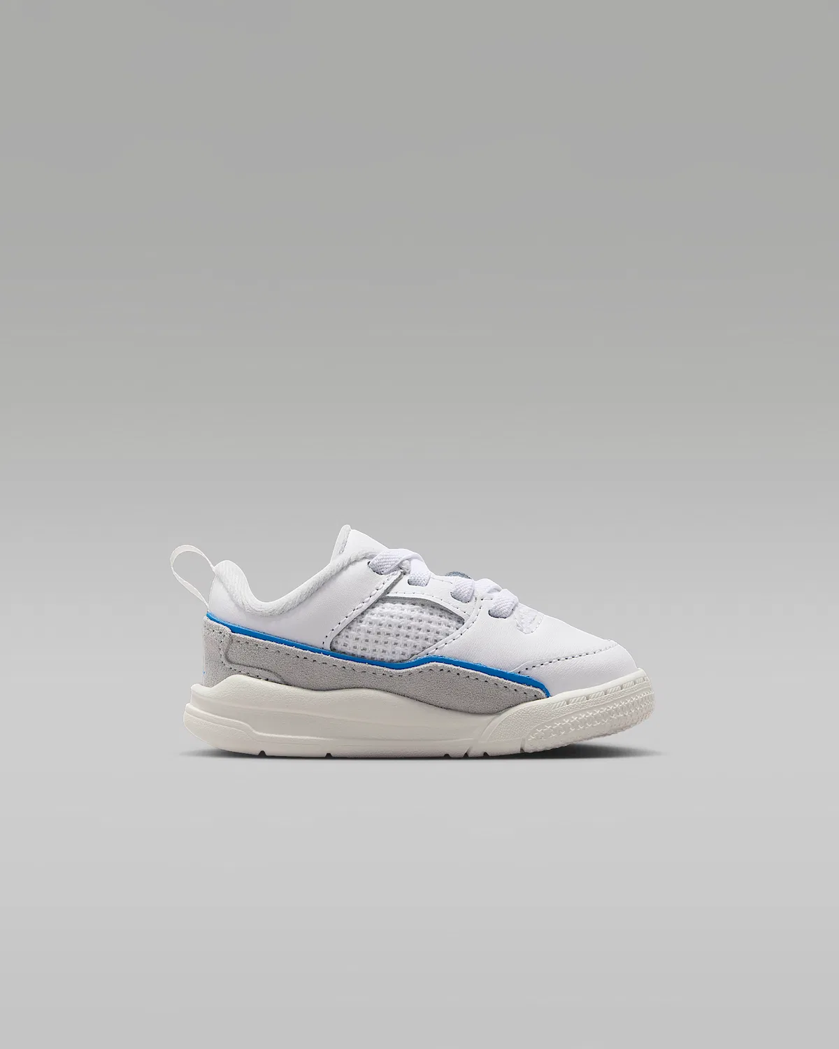 Детские кроссовки Jordan Flight Court, White/Pure Platinum/Sail/Photo Blue — фото 3