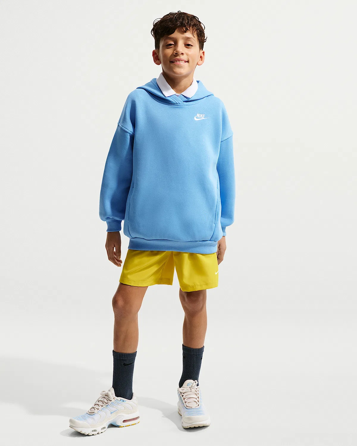 Детский оверсайз худи Nike Sportswear Club Fleece, University Blue/University Blue/White — фото 4