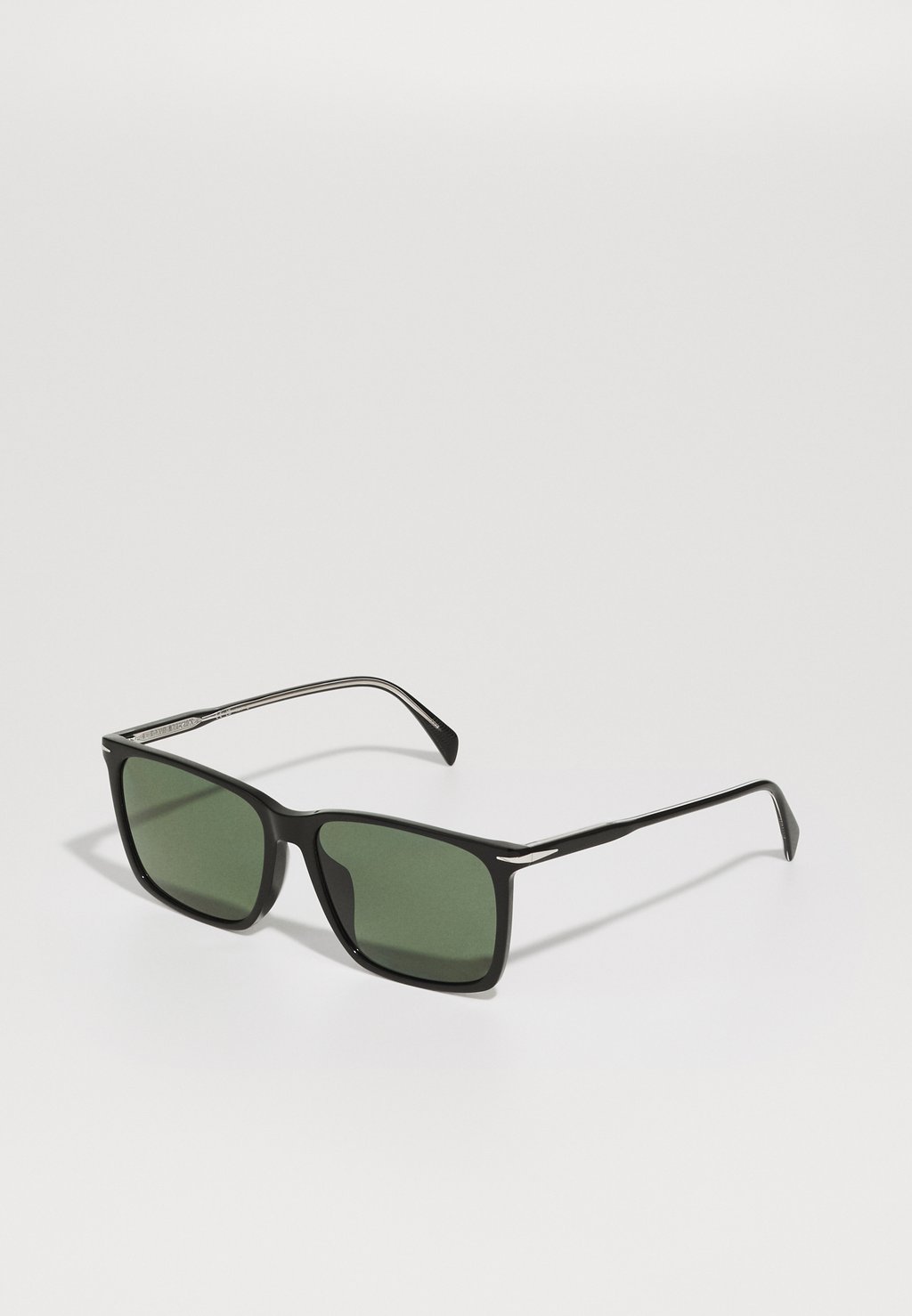

Солнцезащитные очки Eyewear by David Beckham, черный