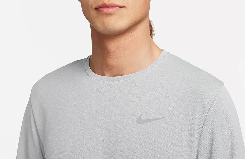 Мужская беговая футболка с длинными рукавами Nike Dri-FIT UV Miler, серый — фото 4