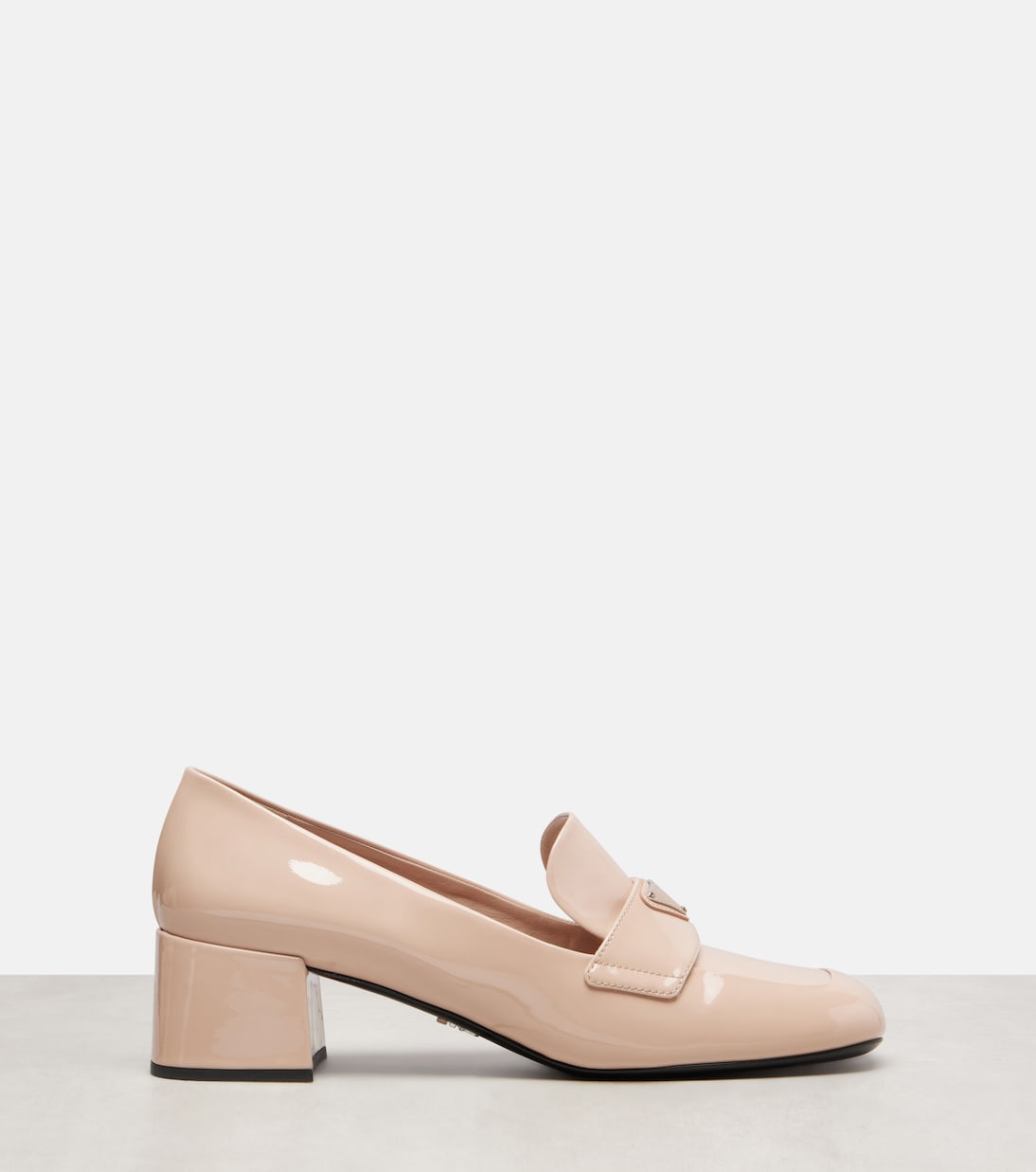 Лаковые лоферы-лодочки Prada, Cipria — фото 4