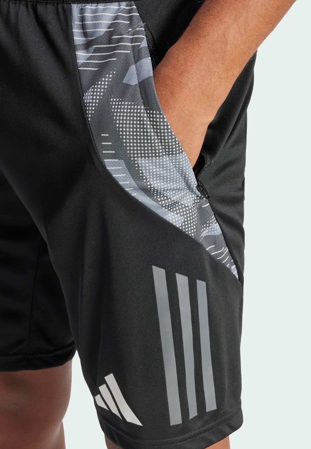 Спортивные шорты Tiro Competition Adidas, цвет black team dark grey — фото 3