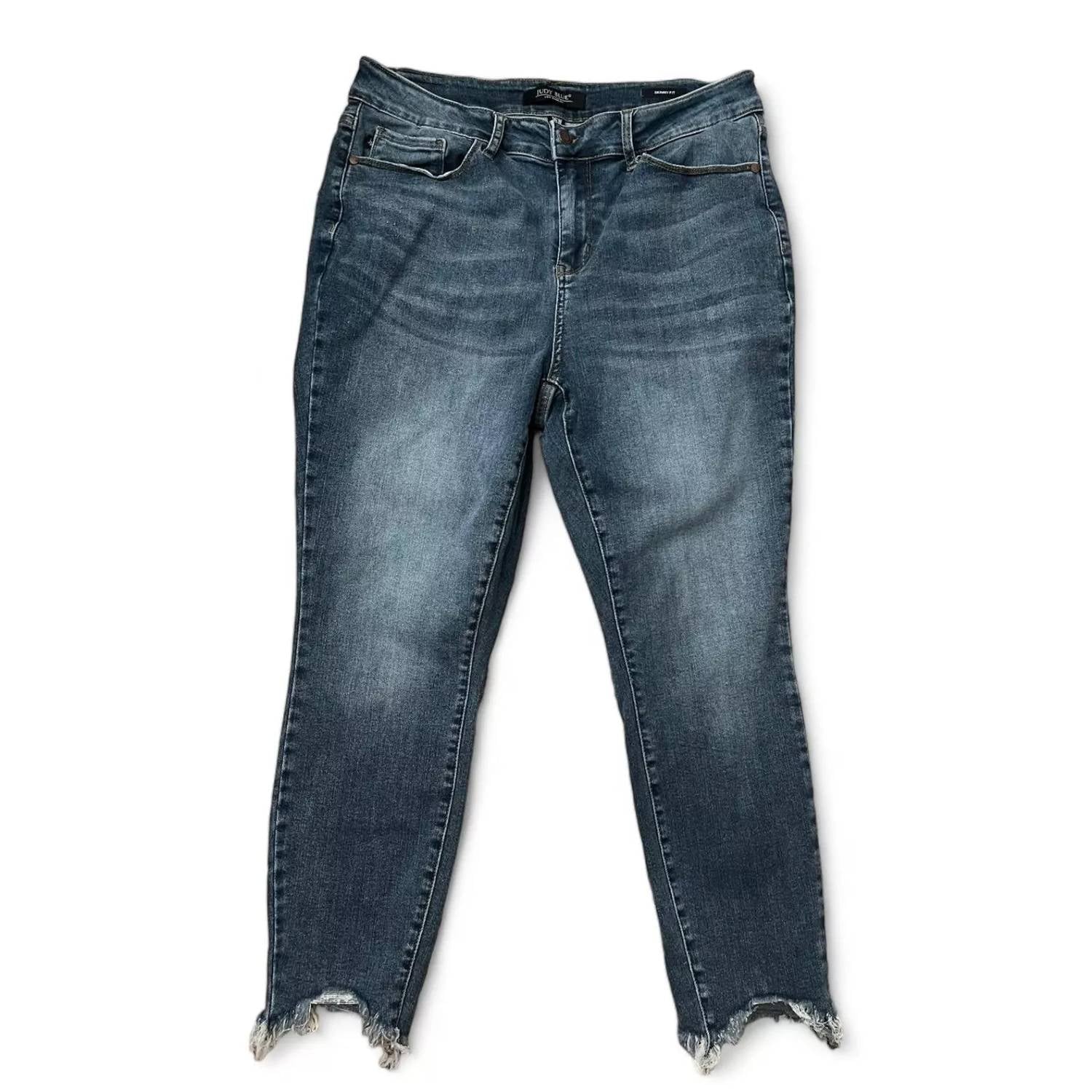 

Джинсы скинни с потертым краем из темного денима Judy Blue, цвет dark denim