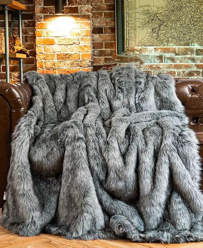 

Роскошное плед из искусственного меха с кончиками, 50 x 60 дюймов Battilo, серый