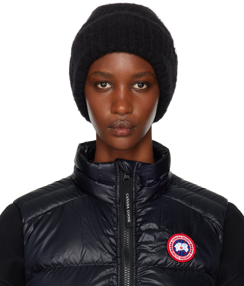 

Шапочка из альпаки Canada Goose