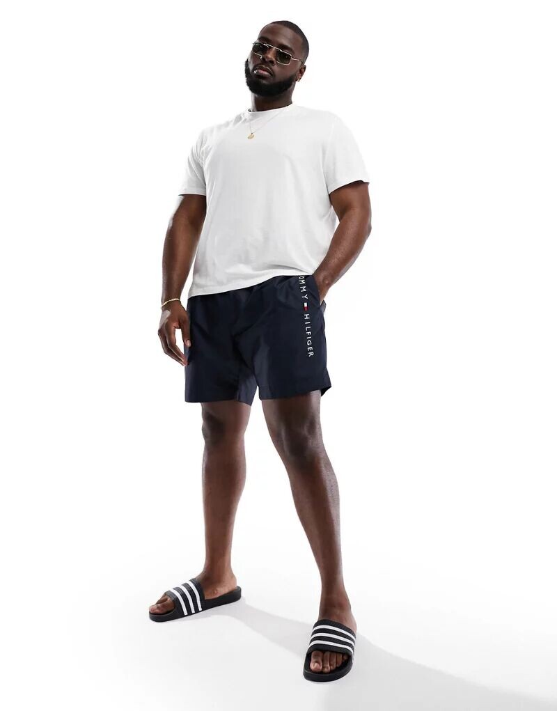 

Темно-синие шорты для плавания средней длины с кулиской Tommy Hilfiger Original Big & Tall, Черный, Темно-синие шорты для плавания средней длины с кулиской Tommy Hilfiger Original Big & Tall