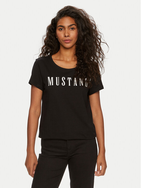

Футболка стандартного кроя Mustang, черный