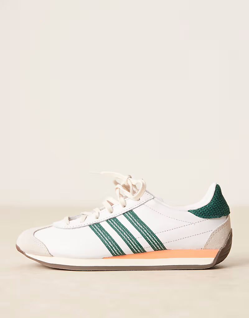 Кроссовки Adidas Originals Country OG белого и зеленого цвета, связанные крючком — фото 3