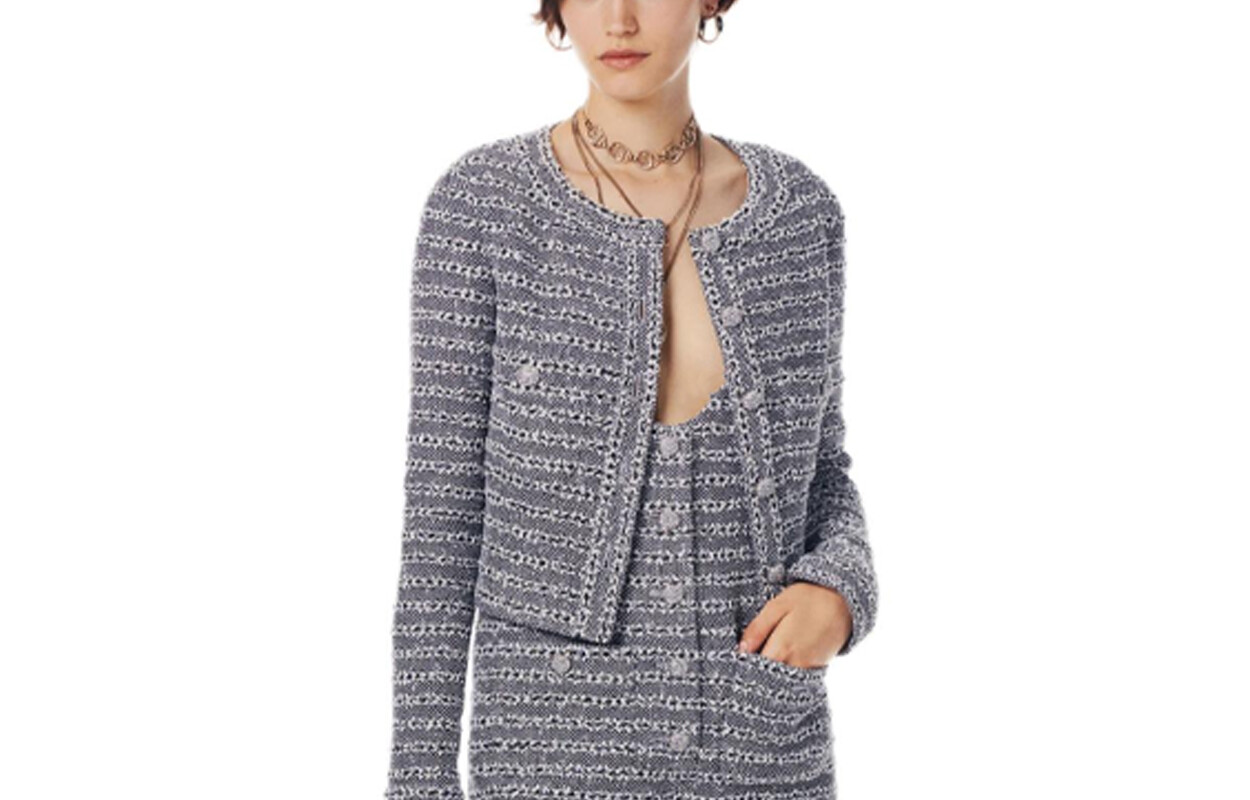 

Куртка женская серая Chanel